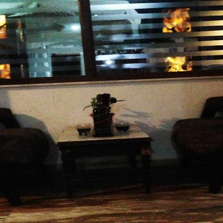 Lara Palace Hotel Antalya Kültér fotó